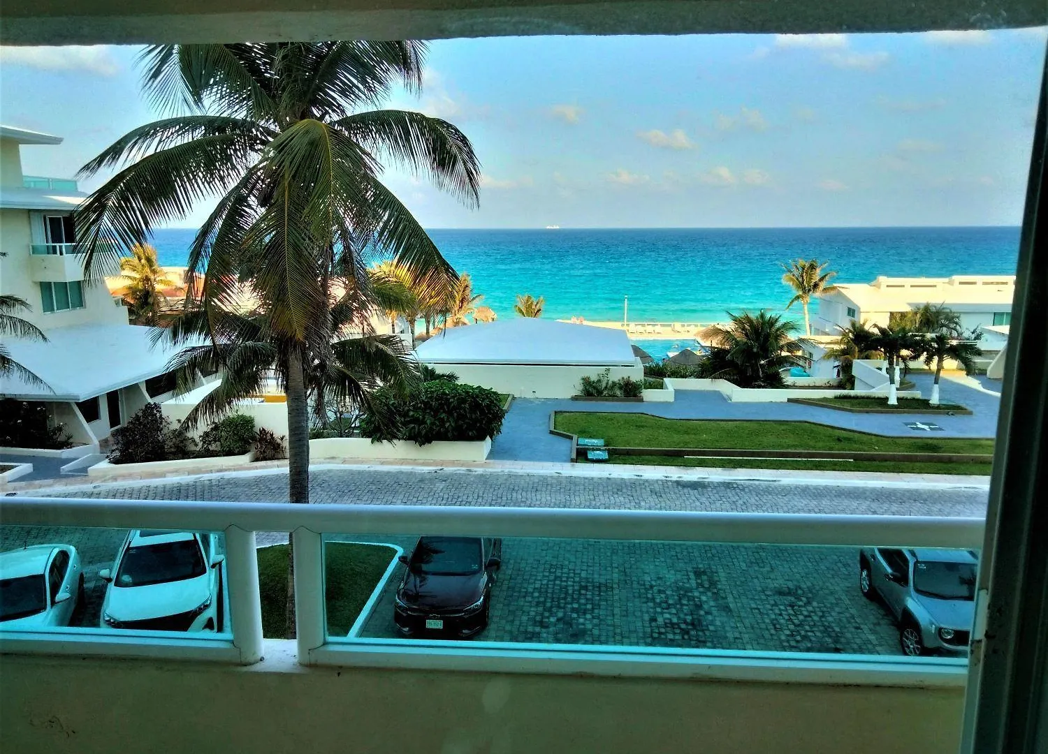 Brisas Sealight Apartment Cancun