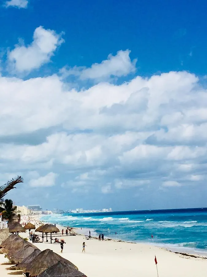 Brisas Sealight Apartment Cancun Mexico